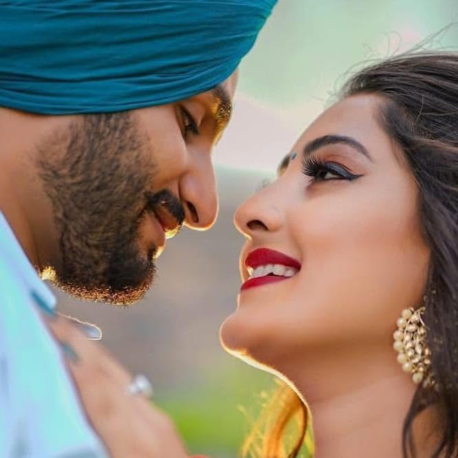 Hire .........couples influencer with 402.8k