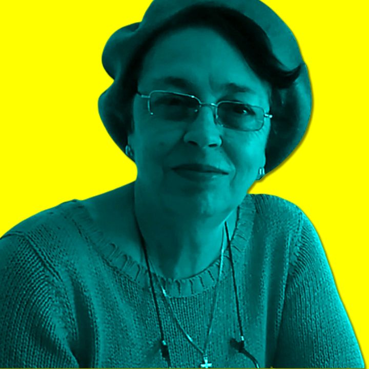 Hire .....nat.ro influencer with 36k