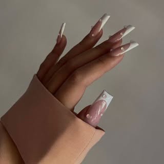 Hire ......nails influencer with 801.9k