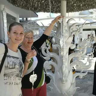 Hire ...........mom_with_you influencer with 11.6k