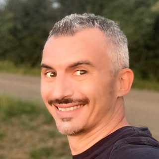 Hire ......_viola influencer with 11.6k