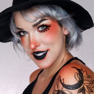 Hire ....berry influencer with 58.2k