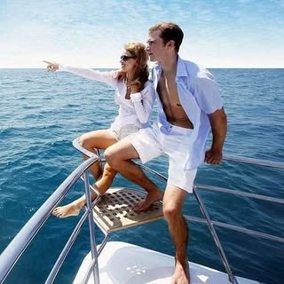 Hire .........ssinsider influencer with 92.4k