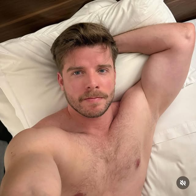  ......._selfie   'recent posts' 