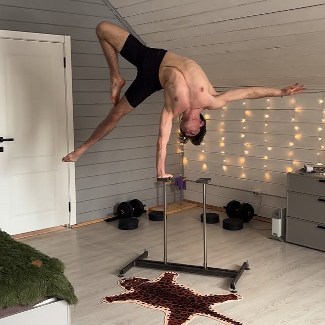  ........e_cirque   'recent posts' 