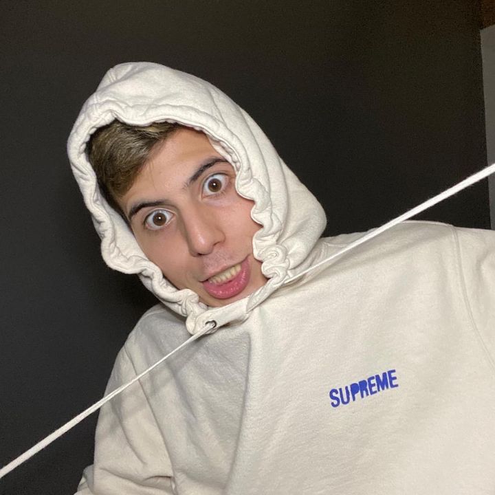 Hire ...amy influencer with 5m