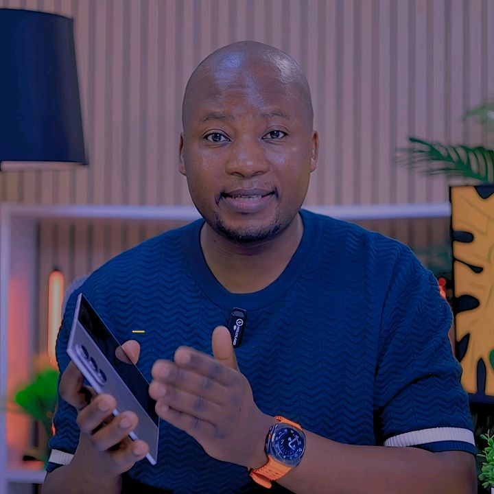 Hire ....hief influencer with 2.5m