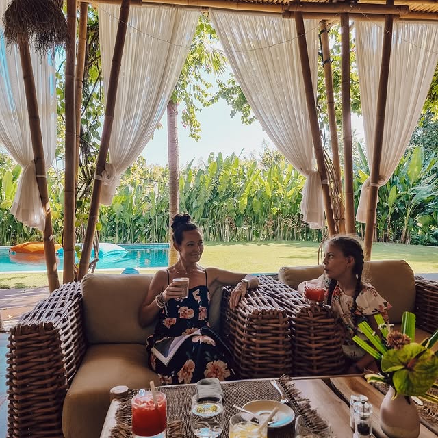  ........ettravel   'recent posts' 