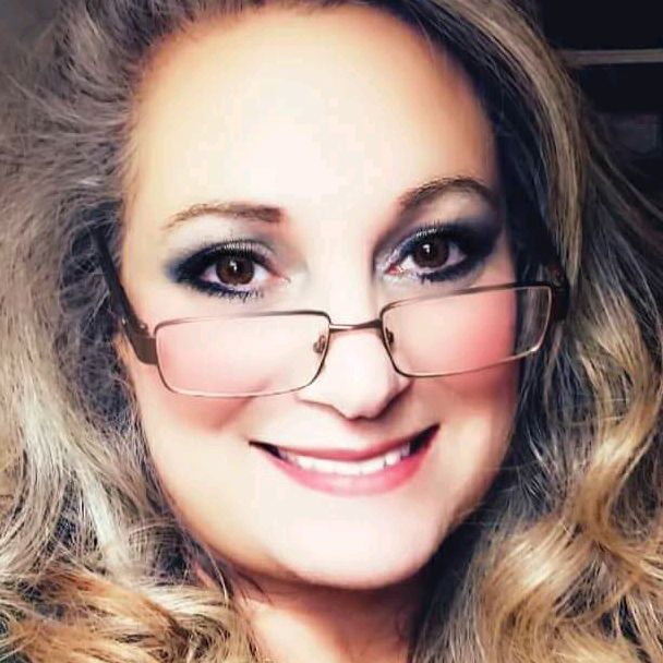 Hire ......verhart influencer with 31.3k