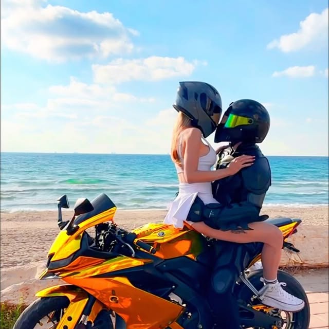  ......moto   'recent posts' 