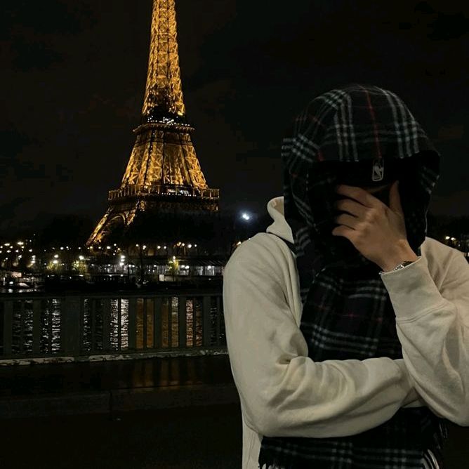 Hire ....7770 influencer with 7.3k