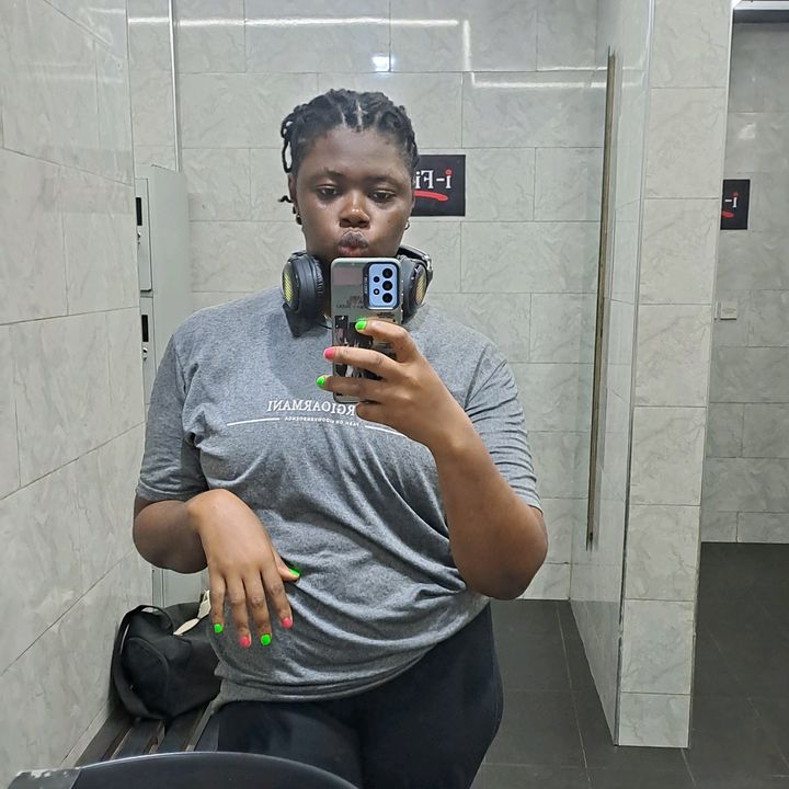 Hire ...ina influencer with 4.5k