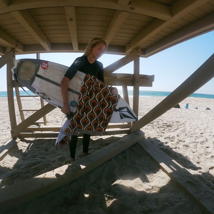 Hire .......lbertson influencer with 1.8m