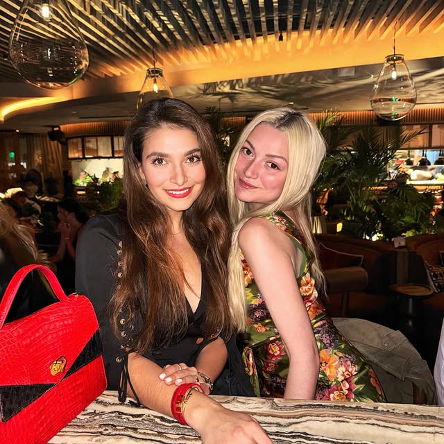  ........ewanders   'recent posts' 