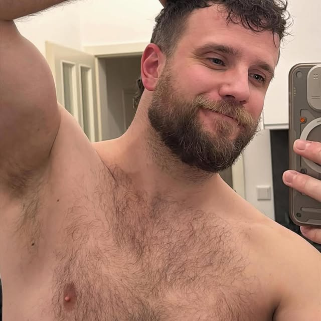  ......._selfie   'recent posts' 