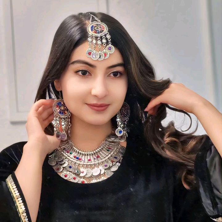 Hire .....khan20 influencer with 2.1m