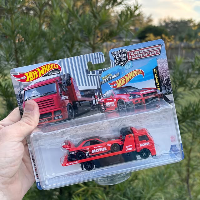  ........n_diecast   'recent posts' 