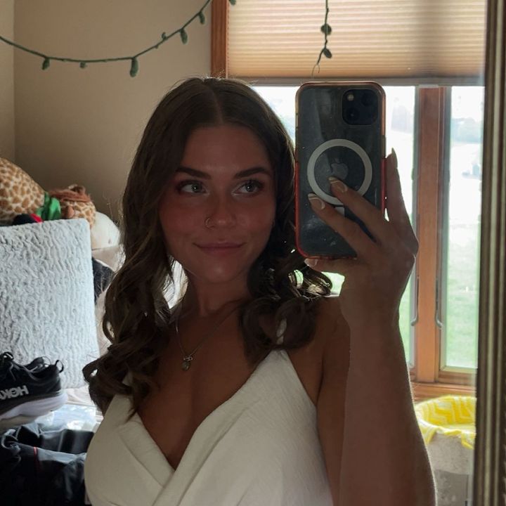 Hire .....glatt influencer with 36.6k