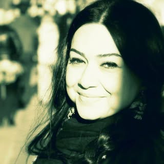 Hire ...tab influencer with 42.8k