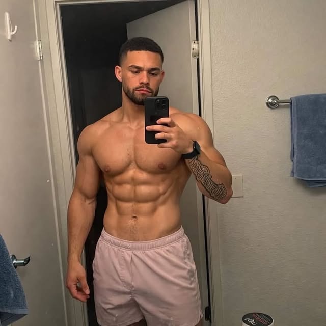  ......._selfie   'recent posts' 