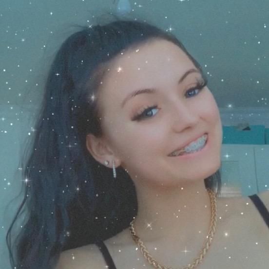 Hire ......iemarsh influencer with 199k