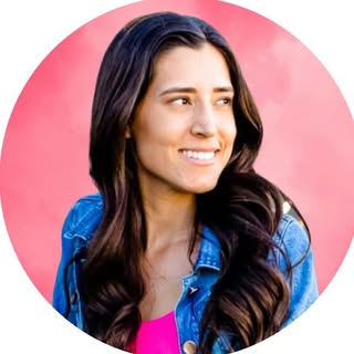 Hire .......ulcasey influencer with 39.4k