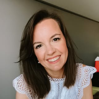 Hire ..........a_colazione influencer with 117k