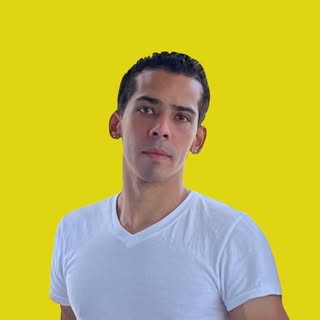 Hire .......clusive influencer with 951.6k