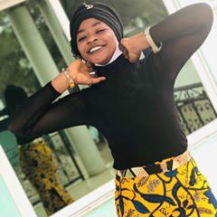 Hire .....hdaya influencer with 311.9k