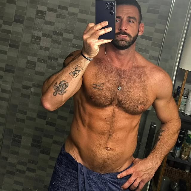  ......._selfie   'recent posts' 