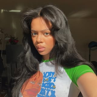 Hire .....hamps influencer with 75k