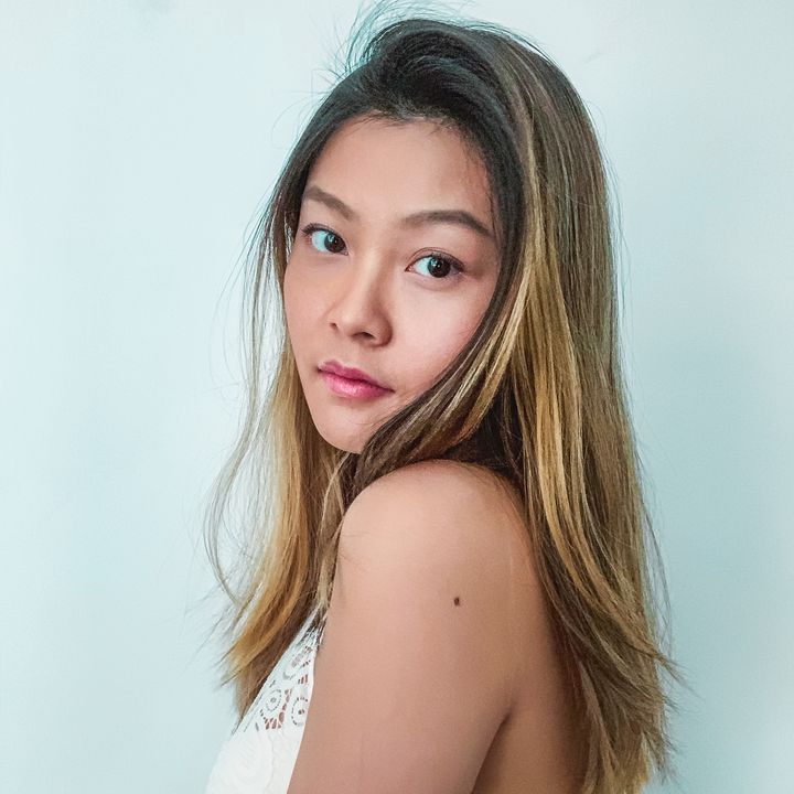 Hire .........anacomeon influencer with 35.3k