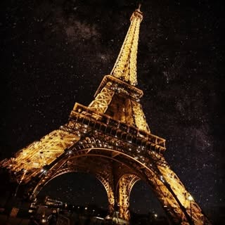 Hire .............sienne_number1 influencer with 265.3k