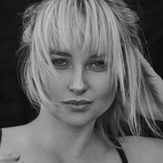 Hire .......vemorton influencer with 380.9k