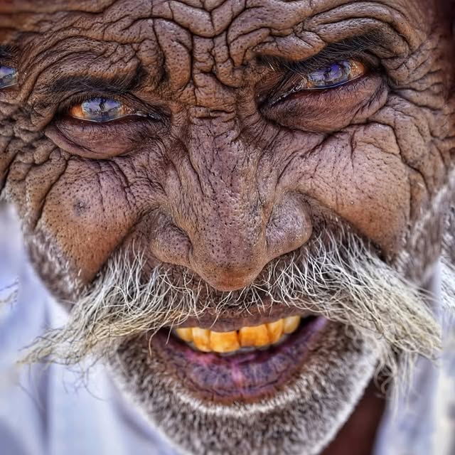  .......photo   'recent posts' 