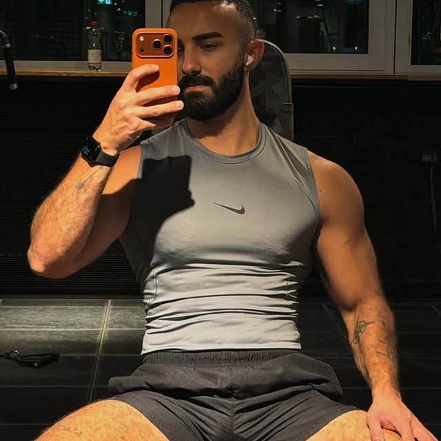  ......._selfie   'recent posts' 